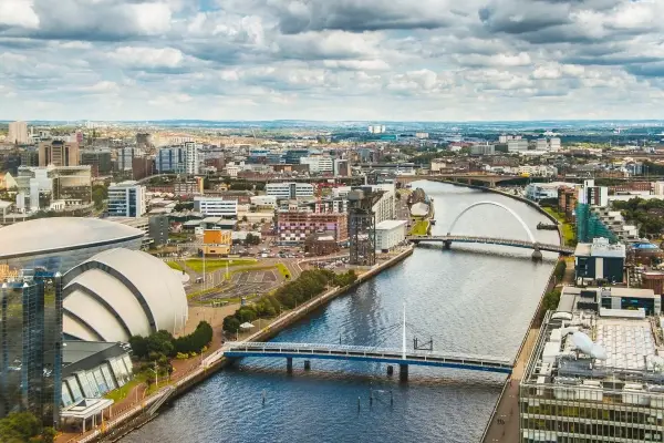 Glasgow city view for meeting compatible members
